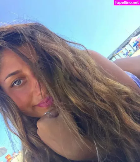 Julia Olivia OnlyFans Thumbnail #9XGksByv7L