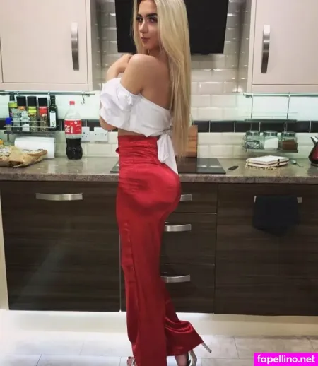 Julia Pawlak OnlyFans Thumbnail #yCUbpZ0Ki1