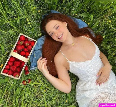 Julia Pazour OnlyFans Thumbnail #XqhCpg3BET