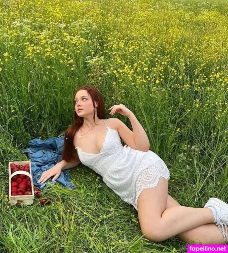 Julia Pazour OnlyFans Thumbnail #j8hnLO6E2U