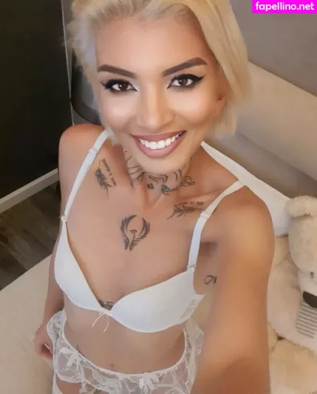 Julia Pearl OnlyFans Thumbnail #LRuQusQTgO