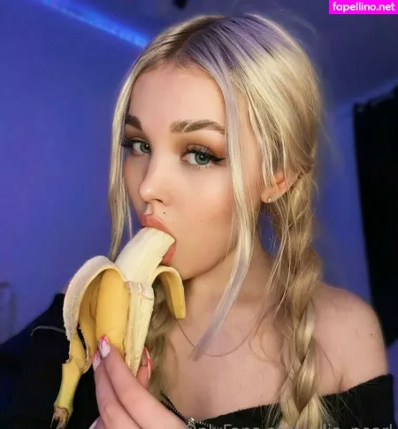 Julia Pearl OnlyFans Thumbnail #RbEDkpOgW1
