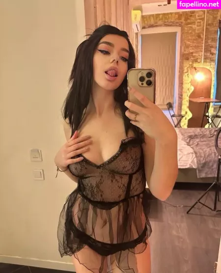 Julia Pearl OnlyFans Thumbnail #YxG4dRflQc