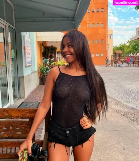 Julia Peixoto OnlyFans Thumbnail #d0e1ZKxcRz