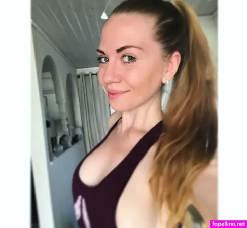 Julia Pling OnlyFans Thumbnail #3QUwKve3dq