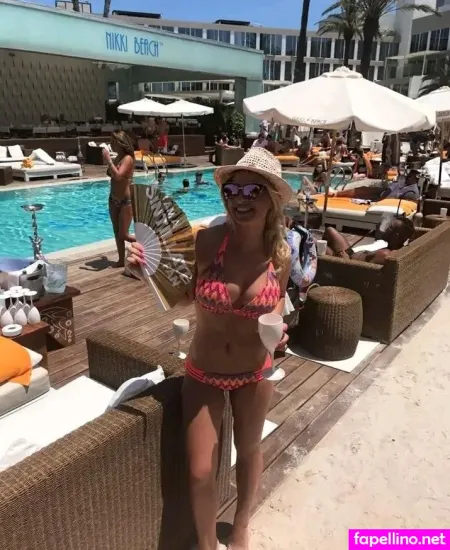 Julia Porath OnlyFans Thumbnail #RPklwKI5SW