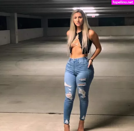 Julia Rae 1 OnlyFans Thumbnail #pTu3BP9Br9