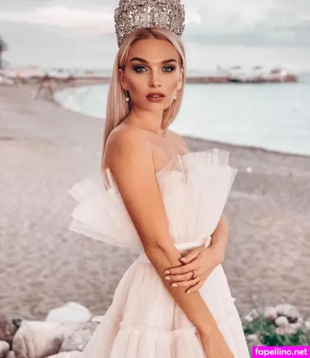 Julia Rebenok OnlyFans Thumbnail #qNcBZmNV88