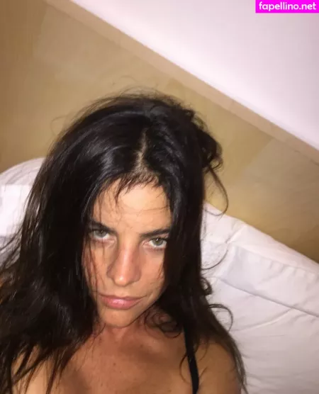 Julia Restoin Roitfeld OnlyFans Thumbnail #exGjOC4dlw