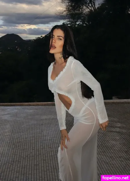 Julia Sampaio 1 OnlyFans Thumbnail #JHRlBzOWyf
