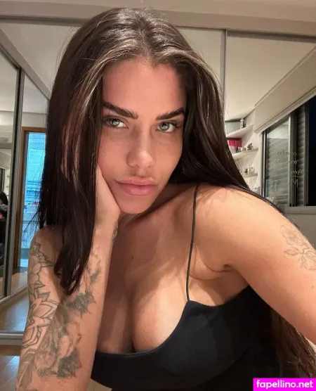 Julia Sampaio 1 OnlyFans Thumbnail #ns50f15IIc