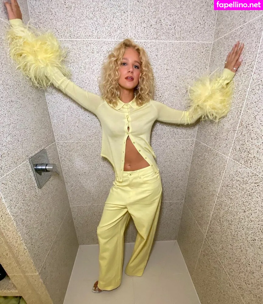 juliaschlaepfer Nude Leaked OnlyFans Photo #czI6DvsMsj