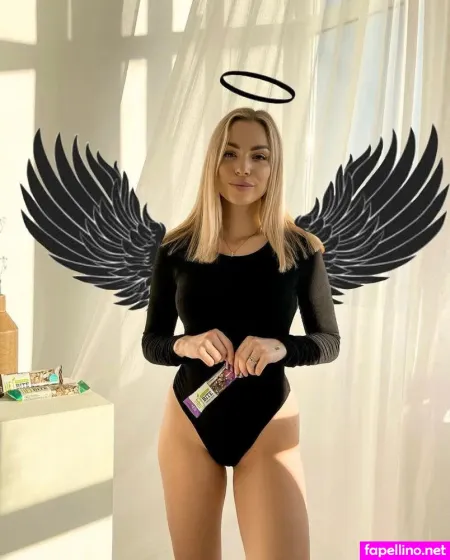 Julia Schwab OnlyFans Thumbnail #gw5QPBYbZC