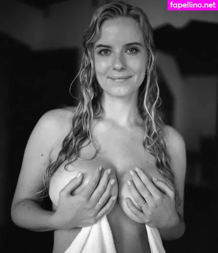 Julia Shevchenko OnlyFans Thumbnail #ubAwyAPW5i