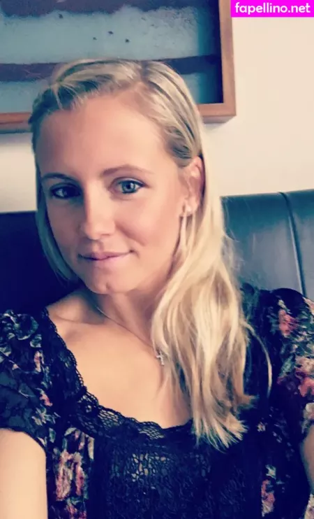 Julia Simic OnlyFans Thumbnail #akqwqcFIGd