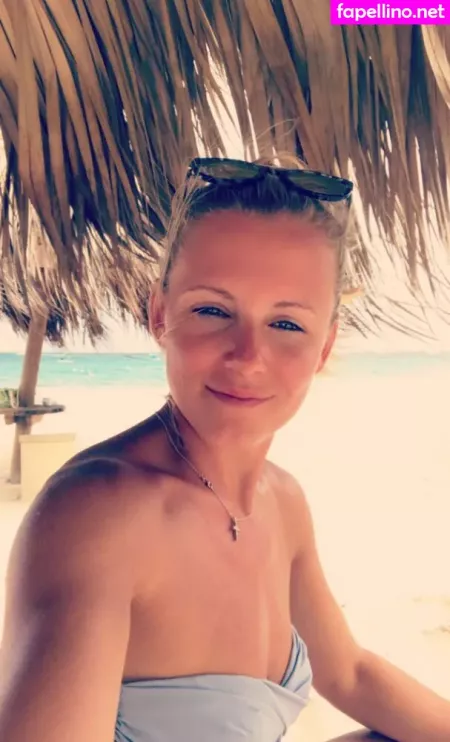 Julia Simic OnlyFans Thumbnail #cgne4eP7bE