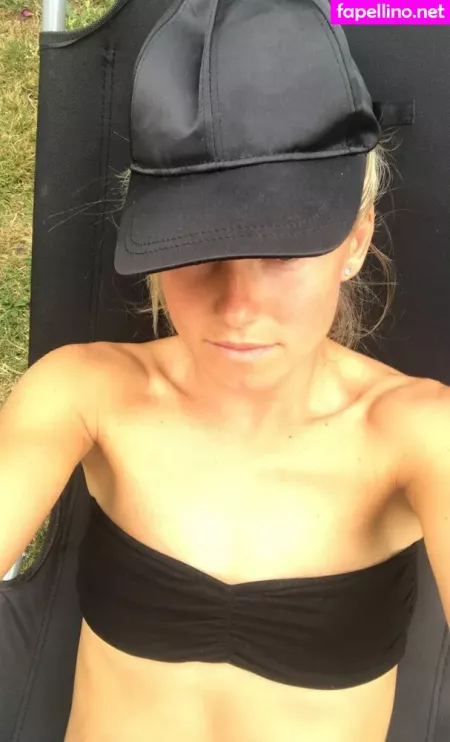 Julia Simic OnlyFans Thumbnail #gXr7qYFRn8