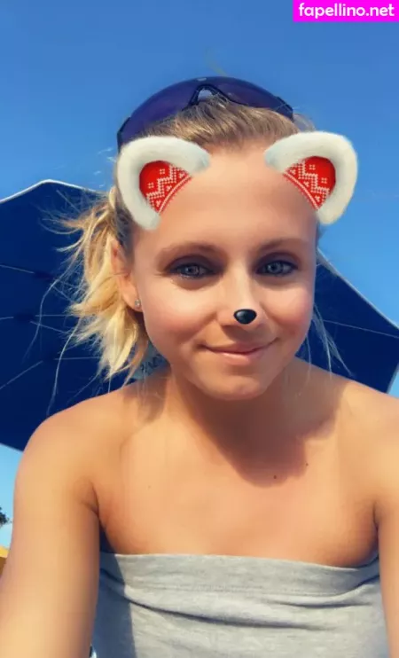 Julia Simic OnlyFans Thumbnail #sbP8I1Fgoq