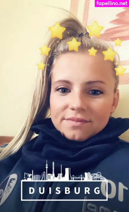 Julia Simic OnlyFans Thumbnail #vZTRziCa08