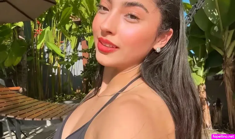 Julia Soares OnlyFans Thumbnail #i21OaQhYce