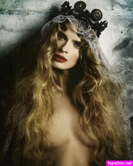 Julia Stegner OnlyFans Thumbnail #cSxaxBgJtR