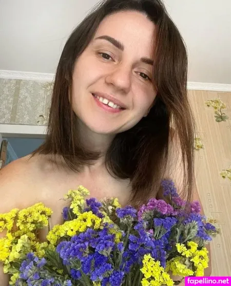 Julia Tendernesss OnlyFans Thumbnail #1UzRxor0yX