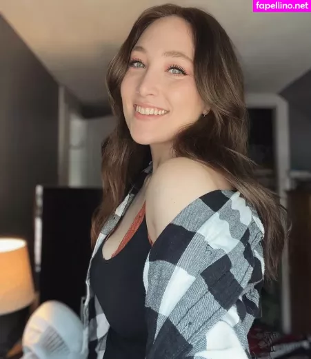 Julia Tv OnlyFans Thumbnail #2znWWo1N1n