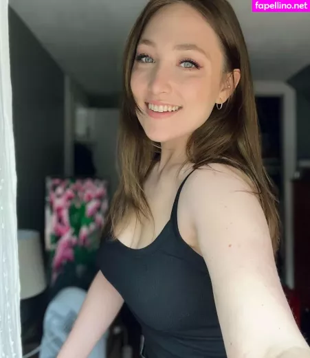 Julia Tv OnlyFans Thumbnail #kjqV6O3Y1O