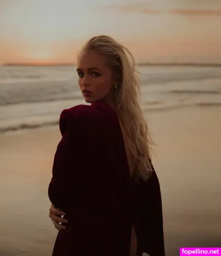 Julia Tychoniewicz OnlyFans Thumbnail #1TWLIfuZOD