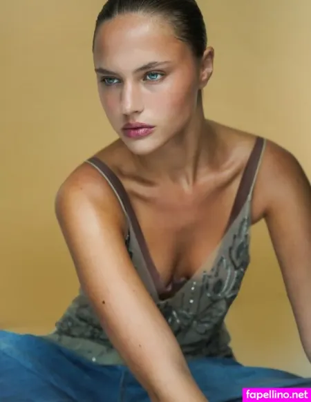 Julia Van Hest OnlyFans Thumbnail #qpERs9ZZAo