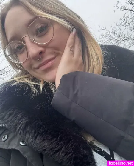 Julia Vernunft OnlyFans Thumbnail #R1TGpF0Em3