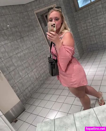 Julia Vernunft OnlyFans Thumbnail #aktCGuyz4L