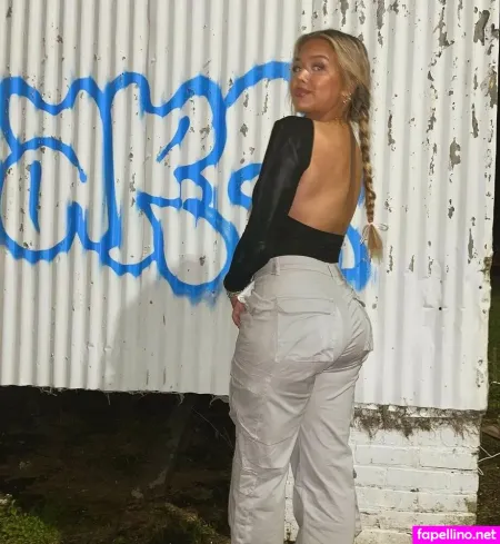 Julia Whiteeee7 OnlyFans Thumbnail #4hJM7lRPHB