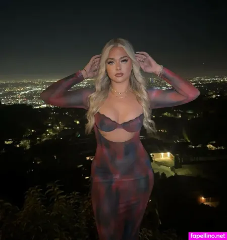 Julia Whiteeee7 OnlyFans Thumbnail #M8udD5k3d6