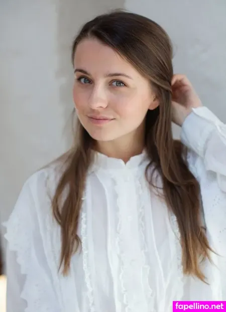 Julia Wiedemann OnlyFans Thumbnail #BqcMYgUIJN