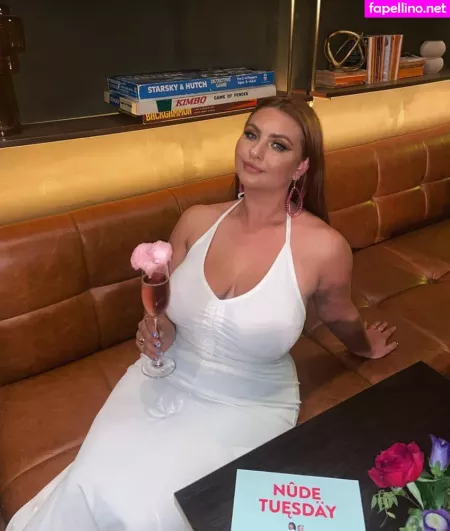 Julia OnlyFans Thumbnail #MnsNu6Gpm9