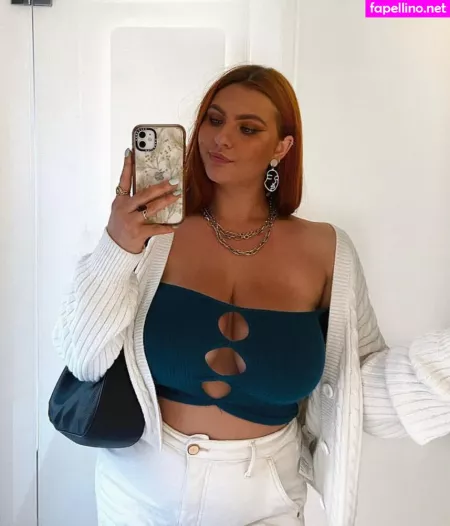 Julia OnlyFans Thumbnail #orNtKMr8J0