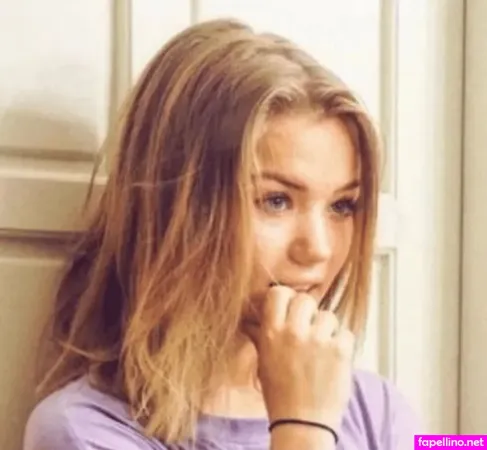 Juliabeautx OnlyFans Thumbnail #0C6cFeDPSd