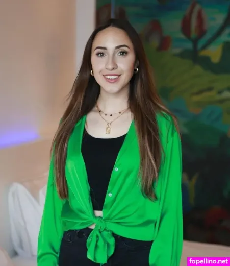 Juliabellax OnlyFans Thumbnail #46OoGSu8Az