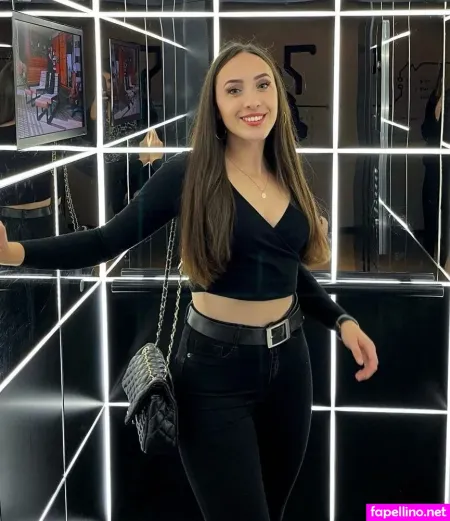 Juliabellax OnlyFans Thumbnail #5EkxrPYXJS