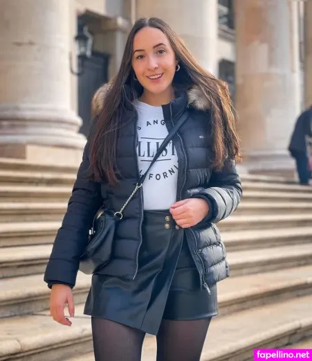 Juliabellax OnlyFans Thumbnail #cbWEHNkv0x