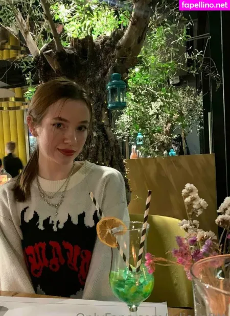 Juliabloomy OnlyFans Thumbnail #JmAahhL34Q