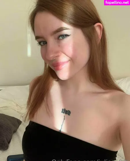 Juliabloomy OnlyFans Thumbnail #f52aHxWcUx