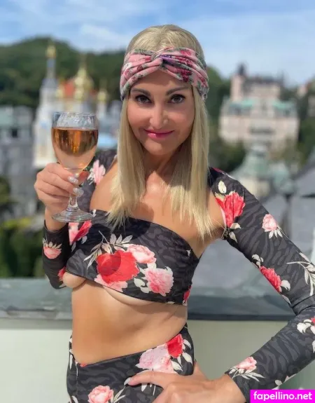 Juliacellini OnlyFans Thumbnail #7sCMQuBh5L