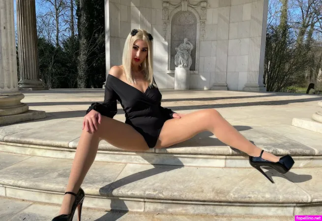 Juliacellini OnlyFans Thumbnail #CLWanwxr30