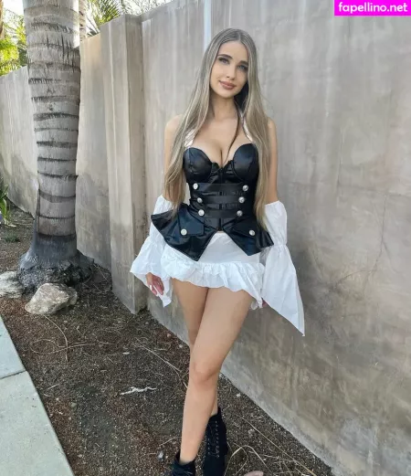 Juliadunaj OnlyFans Thumbnail #B9i0RwwG1z