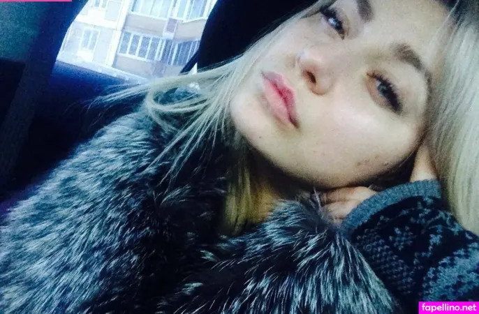 Juliafog OnlyFans Thumbnail #KjdBy8xxjs