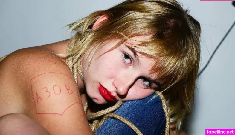 Juliafranklin OnlyFans Thumbnail #YNvI00Rwo7