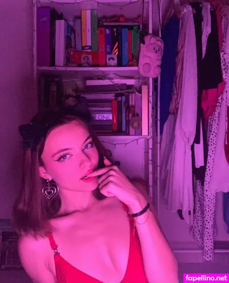 Juliagaming OnlyFans Thumbnail #FqNkiVS8XC