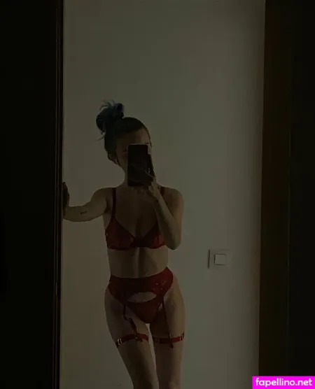 Juliagaming OnlyFans Thumbnail #OlsL8izvNb